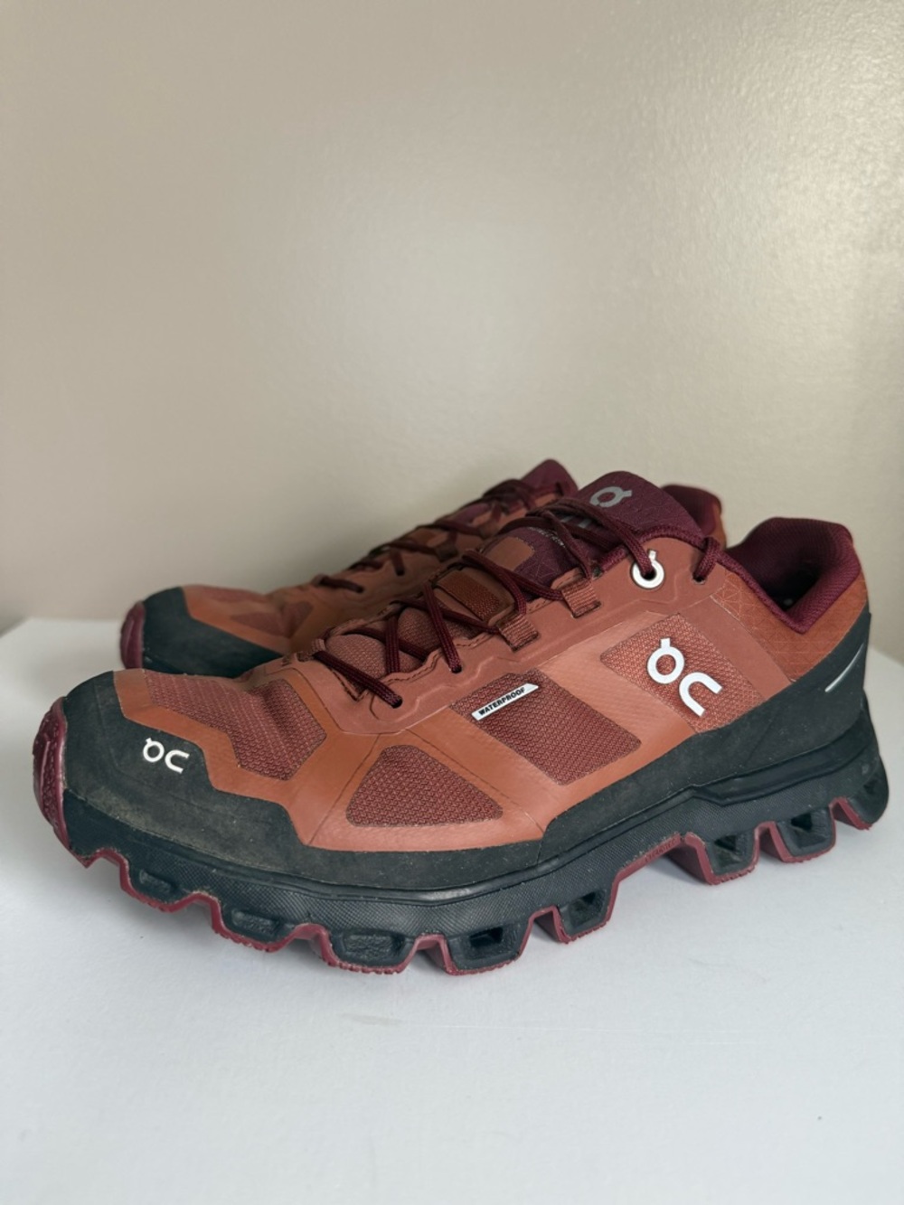 On Women's Cloudventure Waterproof Trail Running Shoes Hazel/Mulberry 9.5 - Picture 2 of 13